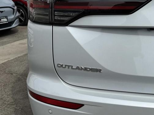 2025 Mitsubishi Outlander SEL 2.5 2WD