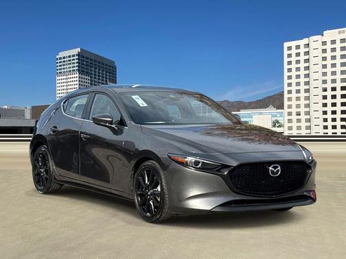 2019 Mazda Mazda3 FWD w/Premium Package