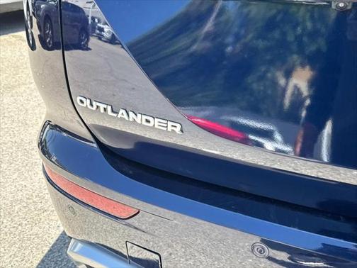 2023 Mitsubishi Outlander PHEV SE S-AWC