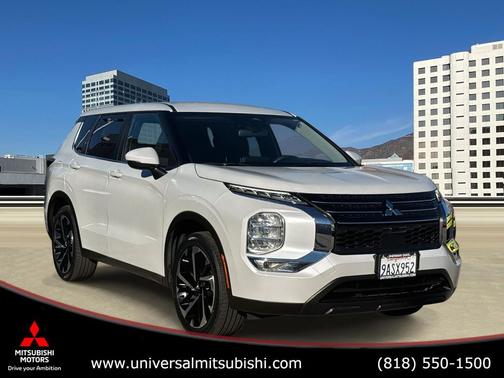 White Diamond 2022 Mitsubishi Outlander ES 2.5 2WD