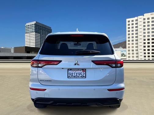 2022 Mitsubishi Outlander ES 2.5 2WD