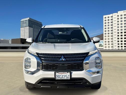 2022 Mitsubishi Outlander ES 2.5 2WD