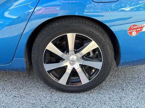 2018 Toyota Mirai Base