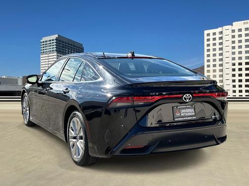 2024 Toyota Mirai Base