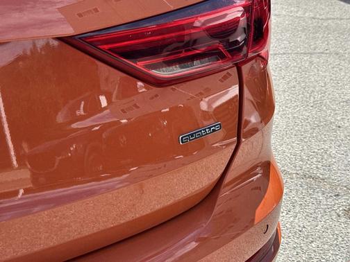 2023 Audi Q3 Premium 45 TFSI S line quattro Tiptronic