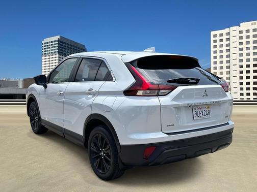 2024 Mitsubishi Eclipse Cross LE