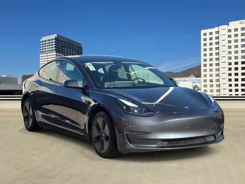 2022 Tesla Model 3 Standard Range