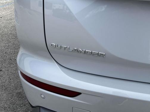 2025 Mitsubishi Outlander SE 2.5 2WD