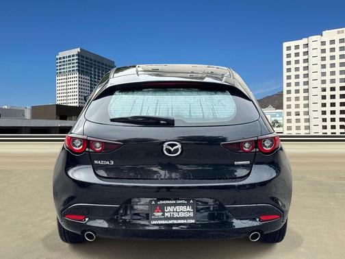 2023 Mazda Mazda3 FWD w/Preferred Package