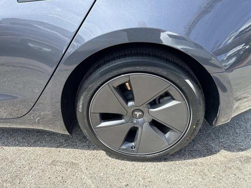 Gray 2023 Tesla Model 3 Standard Range