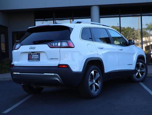 Photo 5 of 20 of 2019 Jeep Cherokee Limited