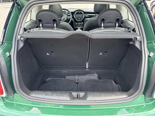 British Racing Green IV Metallic 2021 MINI Hardtop Cooper