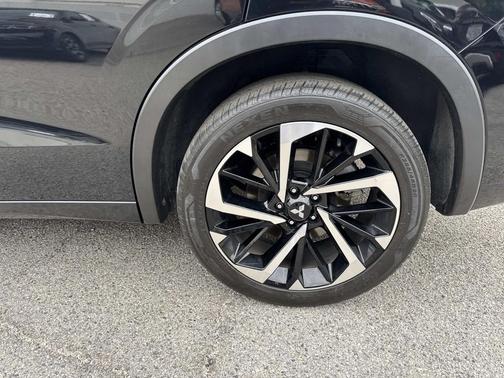 Labrador Black Metallic 2023 Mitsubishi Outlander PHEV SEL