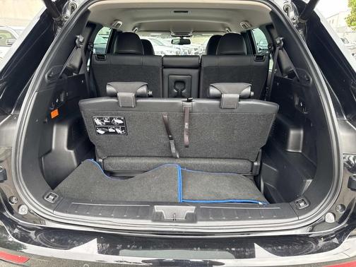 Labrador Black Metallic 2023 Mitsubishi Outlander PHEV SEL