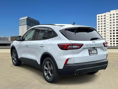 Space Silver Metallic 2025 Ford Escape ST-Line Select