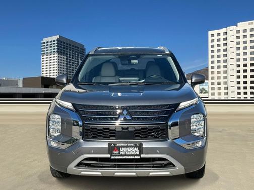 2023 Mitsubishi Outlander SEL