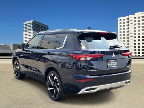 2025 Mitsubishi Outlander PHEV SEL