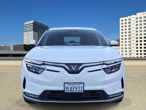 2023 VinFast VF 8 Plus