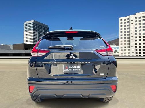 2025 Mitsubishi Eclipse Cross LE