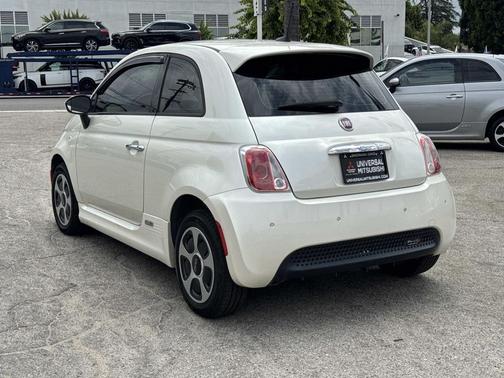 Bianco Perla (Pearl White Tri-Coat) 2016 FIAT 500e Battery Electric