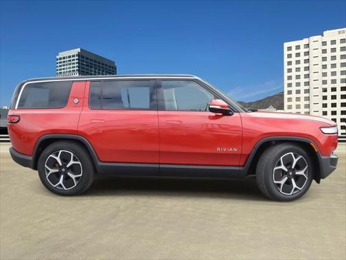 2023 Rivian R1S Launch Edition