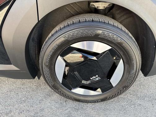 2024 Kia EV9 Light Short Range