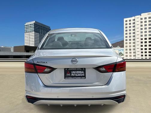 2024 Nissan Altima S FWD