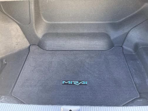 2018 Toyota Mirai Base