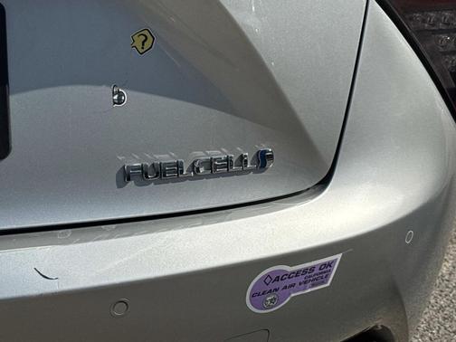 2019 Toyota Mirai Base