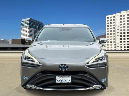 2021 Toyota Mirai Base