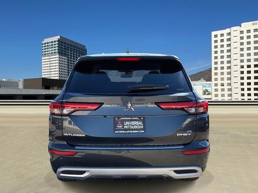 2025 Mitsubishi Outlander PHEV SE S-AWC