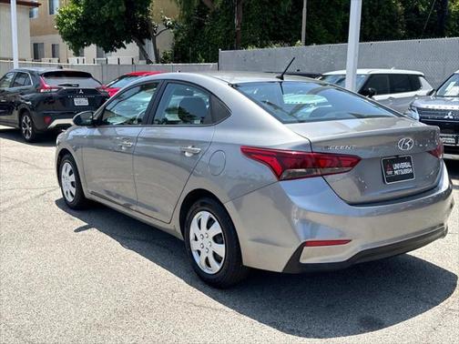 2021 Hyundai Accent SE