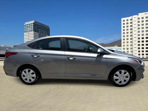2021 Hyundai Accent SE