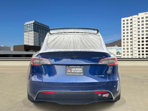 2023 Tesla Model Y Long Range Dual Motor All-Wheel Drive