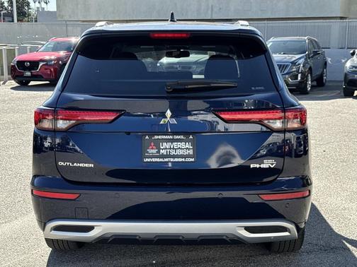 2024 Mitsubishi Outlander PHEV SEL