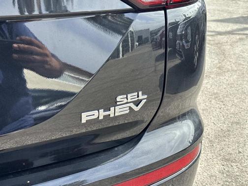 2025 Mitsubishi Outlander PHEV SEL