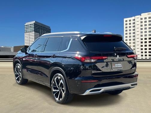 2023 Mitsubishi Outlander PHEV SEL