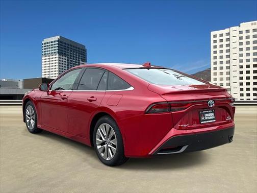 2022 Toyota Mirai Base
