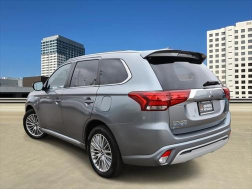 2022 Mitsubishi Outlander PHEV SEL