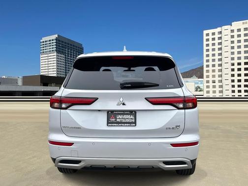 2023 Mitsubishi Outlander PHEV SE S-AWC