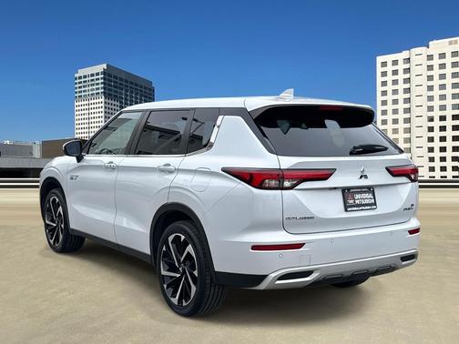2023 Mitsubishi Outlander PHEV SE S-AWC