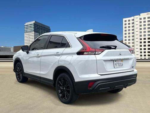 2023 Mitsubishi Eclipse Cross LE