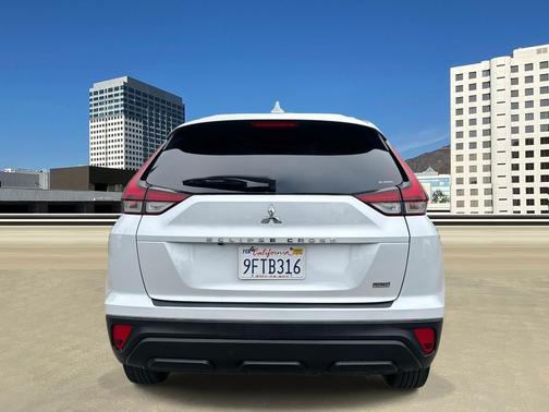 2023 Mitsubishi Eclipse Cross LE
