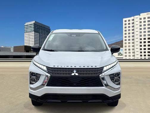 2023 Mitsubishi Eclipse Cross LE