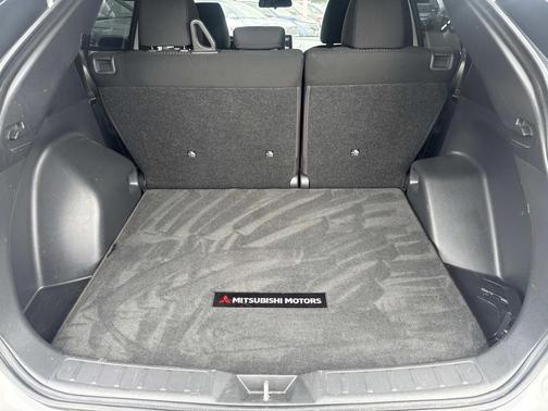 2023 Mitsubishi Eclipse Cross LE