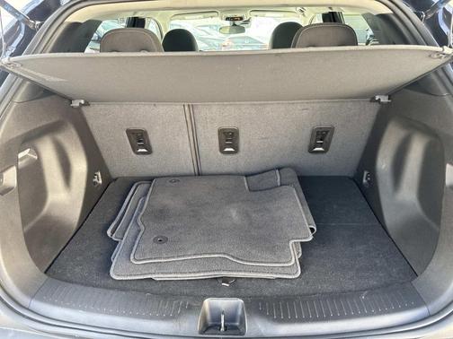 2023 Chevrolet Bolt EUV FWD LT