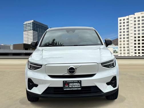 Crystal White Metallic 2023 Volvo C40 Recharge Pure Electric Twin Ultimate
