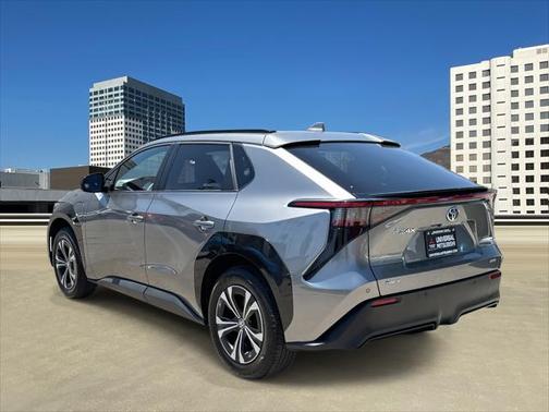 2024 Toyota bZ4X XLE