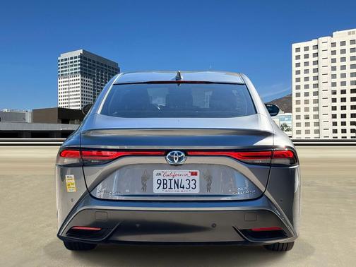 2022 Toyota Mirai Base