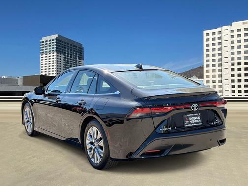 2024 Toyota Mirai Base